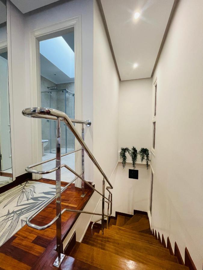 Atico Al Lado Del Ayuntamiento Apartman Oviedo Kültér fotó
