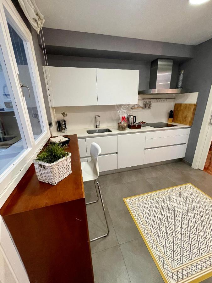 Atico Al Lado Del Ayuntamiento Apartman Oviedo Kültér fotó