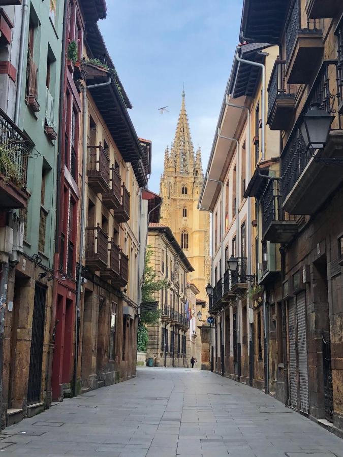 Atico Al Lado Del Ayuntamiento Apartman Oviedo Kültér fotó